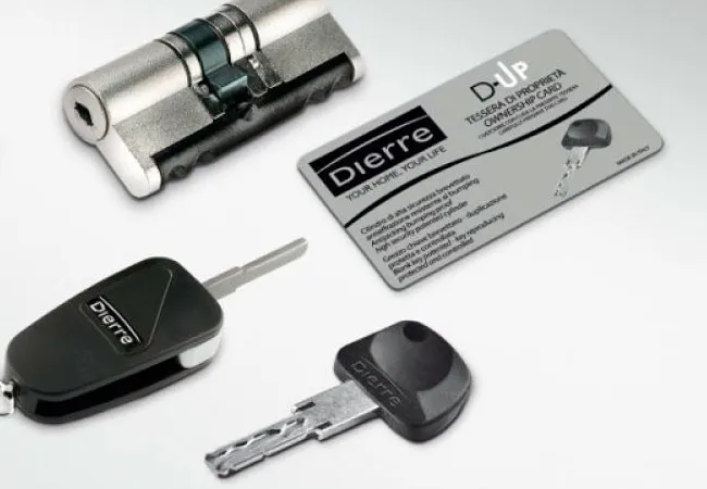 Cilindro Dierre D-UP com chaves e cartão de propriedade