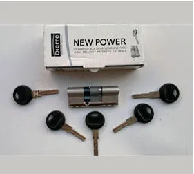 Cilindro Dierre New Power com cinco chaves e embalagem
